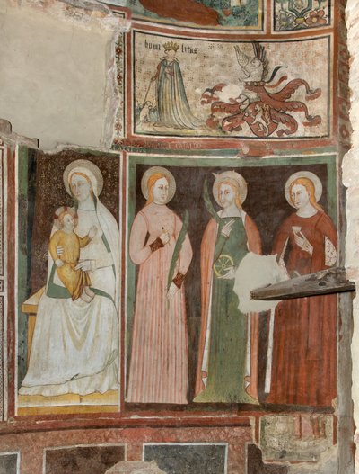 Norra tvärskeppet, ärkeängelns altare, Bakom altartavlan fresker av Bonifatius Bembo, Jungfru och barn Saint Aquilina och Saint Catherine of Alexandria, Ovan symbol för Umilitas av Bonifacio Bembo