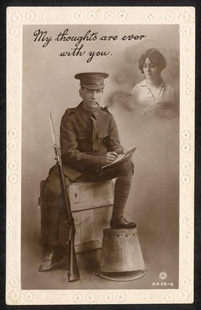 Förenade kungariket: Ett sentimentalt vykort som producerades av Cairo Postcard Trust, Kairo, Egypten, under första världskriget av British Photographer