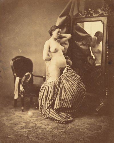 [Naken framför en spegel], ca. 1857. av Bruno Braquehais