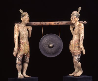 Gong, sent 1800-tal (trä och metall) av Burmese School