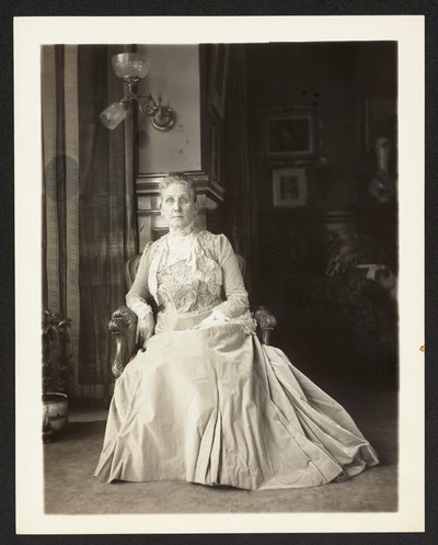 Mrs John Arbuckle, ca 1900-10 av Burr William McIntosh