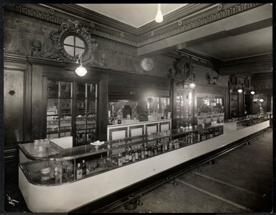 En bar på Robert Treat Hotel, Newark, New Jersey, 1916 (silvergelatintryck) av Byron Company