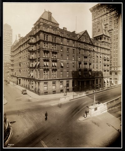 The Murray Hill Hotel, Park Avenue och 40th Street, New York, 1919 (silvergelatintryck) av Byron Company