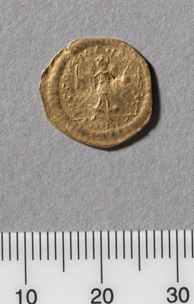Half Tremissis av Justinian I, Konstantinopel, 527-565 (guld) av Byzantine School