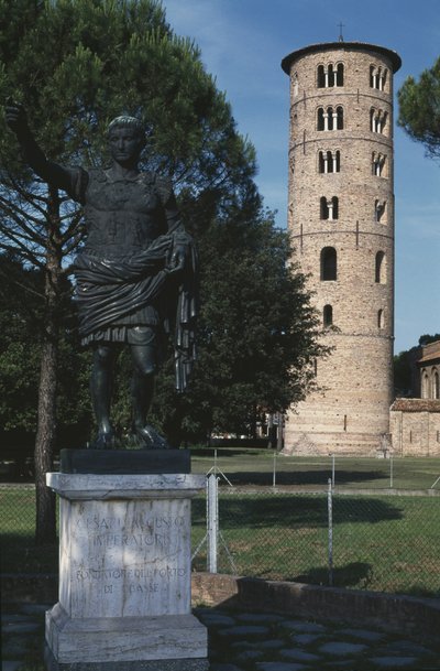Utsikt över klocktornet av Byzantine School