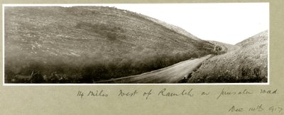 23 km väster om Ramleh på Jerusalem Road, 14 december 1917 av Capt. Arthur Rhodes