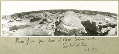 Khan Yunis från slottstornet, södra Palestina, juli 1917 av Capt. Arthur Rhodes