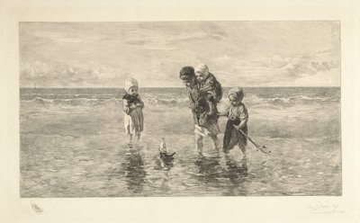Fyra barn leker med en leksaksbåt på stranden i grunt havsvatten Havets barn av Carel Lodewijk Dake