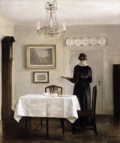 Interiör med Lady Carrying Tray, ca 1905 av Carl Holsoe