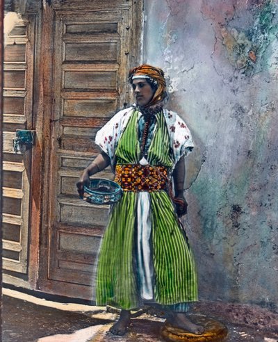 Marocko, Kabyle-flicka från den berbiska folkgruppen, bilddatum: ca 1910. Carl Simon-arkivet av Carl Simon