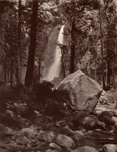 Lower Yosemite Fall, 1 600 fot, ca. 1872, tryckt ca. 1876. av Carleton E. Watkins.