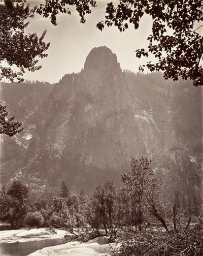 Sentinel Rock, Yosemite, ca. 1872, tryckt ca. 1876. av Carleton E. Watkins.