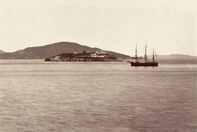Alcatraz Island, San Francisco, 1868-69, tryckt ca. 1876. av Carleton Emmons Watkins