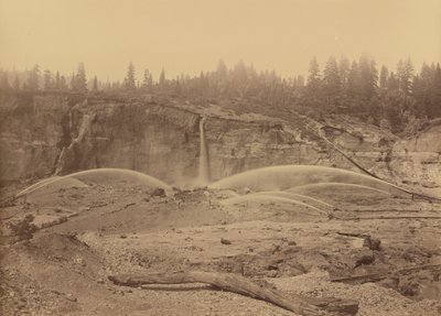 Malakoff Diggins, North Bloomfield, Nevada County,1871 (foto) av Carleton Emmons Watkins