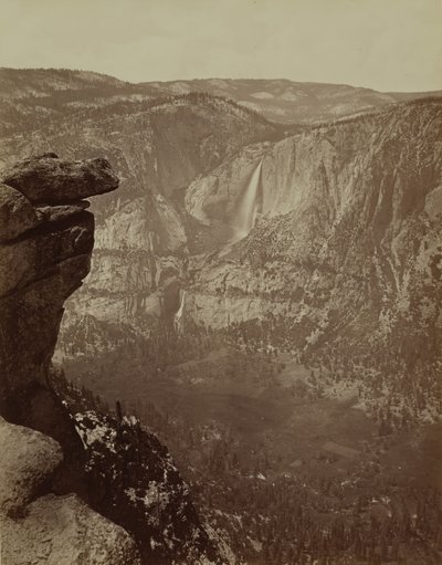 Yosemite Falls från Glacier Point, 1865-66, tryckt ca. 1875. av Carleton Emmons Watkins