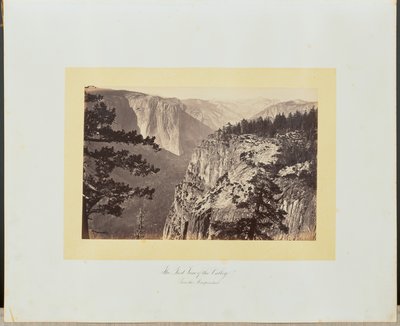 Den första utsikten över dalen från Mariposa-stigen av Carleton Watkins