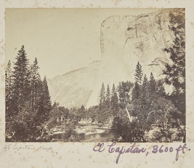 Tutocanula - El Capitan - 3600 fot, Yosemite Valley, Mariposa County, Kalifornien (nr 1010) av Carleton Watkins