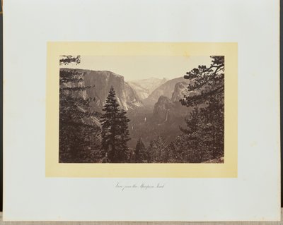 Utsikt från Mariposa-leden av Carleton Watkins