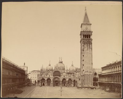 S:t Marco-kyrkan med klocktornet, Venedig av Carlo Naya
