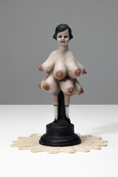 El Shaddai, 2013 (oljefärg på patinerad brons) av Cathie Pilkington