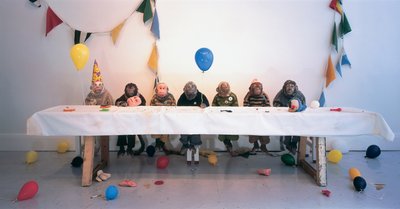 Singerie, 2004 (jesmonit, päls, ull, trä, festtillbehör) av Cathie Pilkington