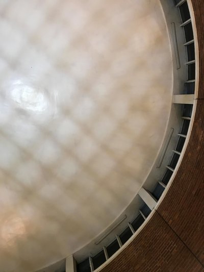 Komposition - Arkitektur - Detaljer, 2020 (foto) av Cécile Jamet