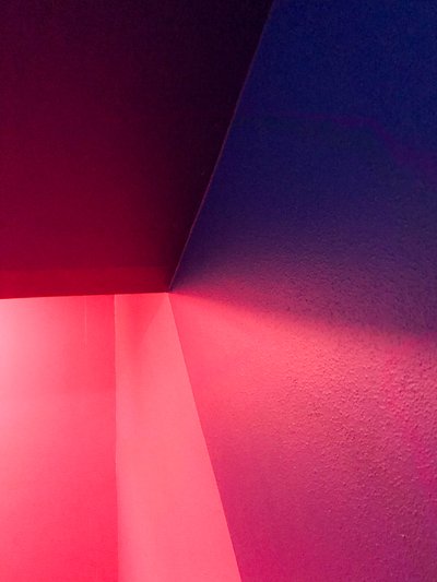 Sammansättning - Ljus, 2020 (foto) av Cécile Jamet