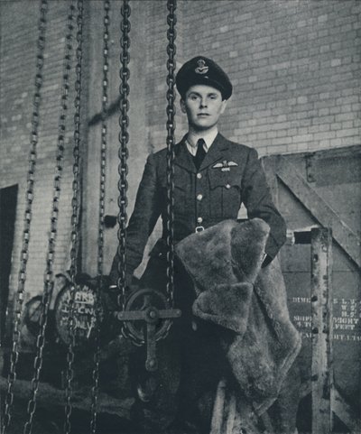 Bombplanskapten, 1941 av Cecil Beaton