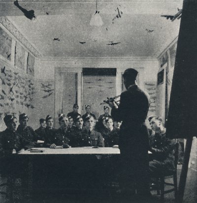 Grunden för utbildning: flygplansidentifikation, 1941 av Cecil Beaton