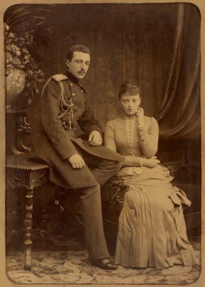 Michel Mikhailovitch de Russie et Anastasia Mikhailovna de Russie - Storhertig Michael Mikhailovich av Ryssland och storhertiginnan Anastasia Mikhailovna av Ryssland, av Bergamasco, Charles (Karl) (1830-1896). Albumin Foto, c. 1880. Ryska statens film och  av Charles Bergamasco