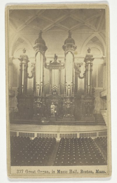 337 Stora orgeln, i Music Hall, Boston, Massachusetts av Charles Bierstadt