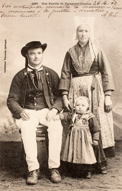 Gammalt vykort/Plougastel Daoulas familj/Bretagne/Frankrike av Augustus Kollner