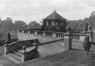 South-West Garden-House i Batsford av Charles Latham