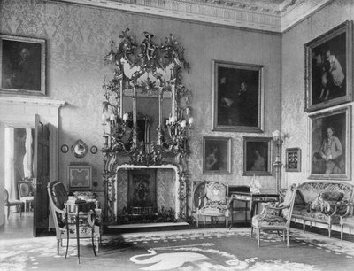 Svanens indragningsrum av Charles Latham