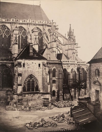 Östra delen av katedralen i Troyes under restaurering, Frankrike av Charles Marville