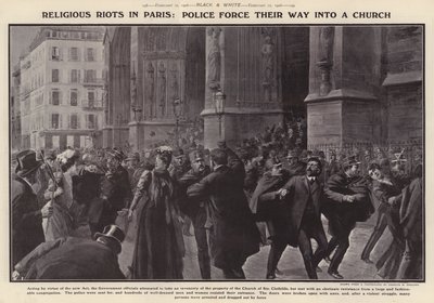 Polis tvingar sig in i en kyrka i Paris under upplopp i protest mot inventeringarna av franska kyrkor som beordrats av den franska regeringen som en del av dess politik för åtskillnad av kyrka och stat (litho) av Charles Mills (after) Sheldon