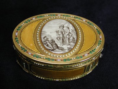 Snusdosa med miniatyr föreställande Telemachos avgång från Egypten, 1780-81. av Charles Ouizille