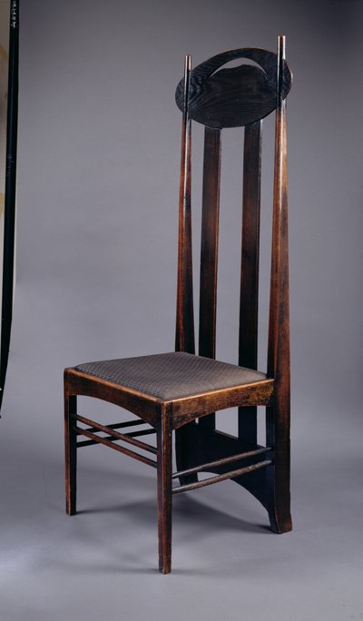 Stol med hög rygg designad för Miss Cranstons Argyle Street Tea Rooms, Glasgow, 1897 (betsad ek) av Charles Rennie Mackintosh