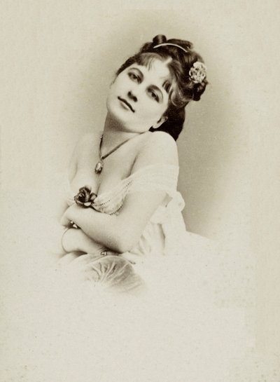 Porträtt av skådespelerskan Henriette Victoire Drouard (1851-1923). av Charles Reutlinger