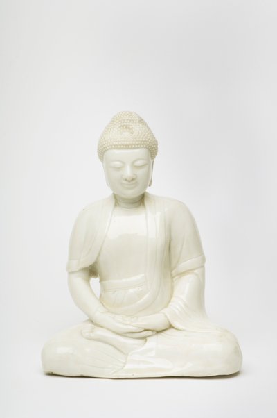 Buddha (porslin) av Chinese School