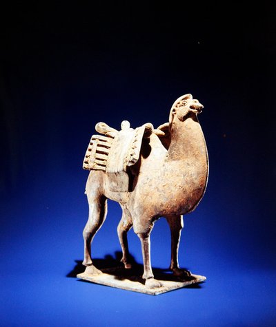 Kamel, mitten till slutet av 600-talet, Northern Wei (386-534)-Northern Qi (550-77) dynasti (lergods) (se även 394829) av Chinese School