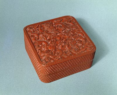 Utskuren ask, 1700-tal (cinnoberlack) av Chinese School