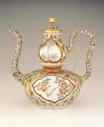 Ewer, Late Ming-dynastin, Tianqi-perioden, 1621-27 (porslin och cloisonnemalj) av Chinese School
