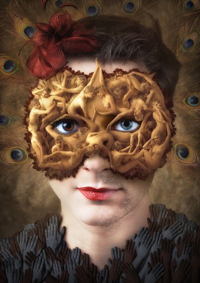Dualitetens gyllene mask av Christophe Kiciak