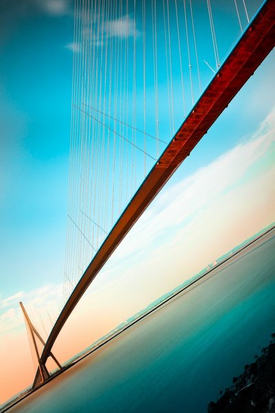 Livfull, modern brohimmel av Christophe Kiciak