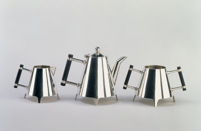 Afternoon tea-set, tillverkat av James Dixon & Sons, Sheffield, designat c.1881 (elektropäterat silver) av Christopher Dresser
