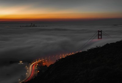 Golden Gate-bron – en dimmig natt av Chuanxu Ren