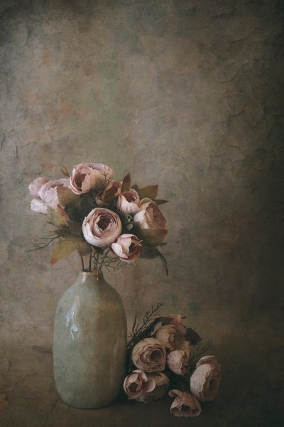  av Cicek Kiral