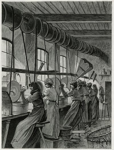 En kvinnoverkstad vid glasföremålet i Val Saint Lambert. Gravyr av C.Meunier för att illustrera berättelsen ""La Belgique"", av Camille Lemonnier (1844-1913), författare och konstkritiker. av Constantin Emile Meunier