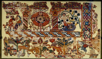 Koptisk konst: gardiner korsets triumf. Mått: 1,20 x 2,10 m. Paris, Louvren av Coptic Coptic